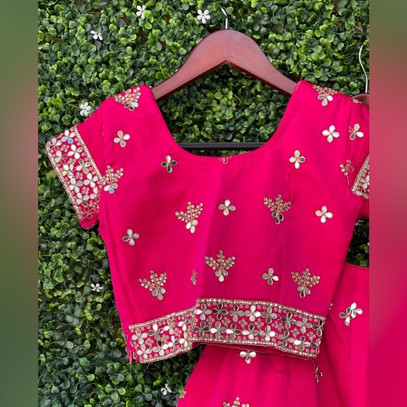 Beautiful pure silk kids lehnga choli set with dupatta. - Picture 2 of 6